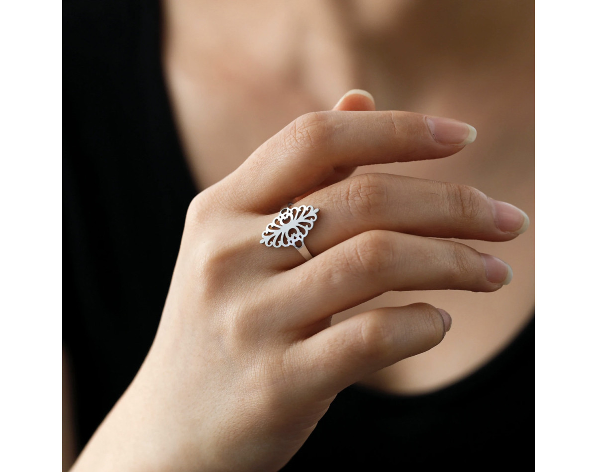 Large oval ring, stainless steel, silver, gold