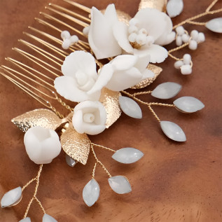 Bridal hair comb DAHLIA, crystals, porcelain flowers, leaves, pearls