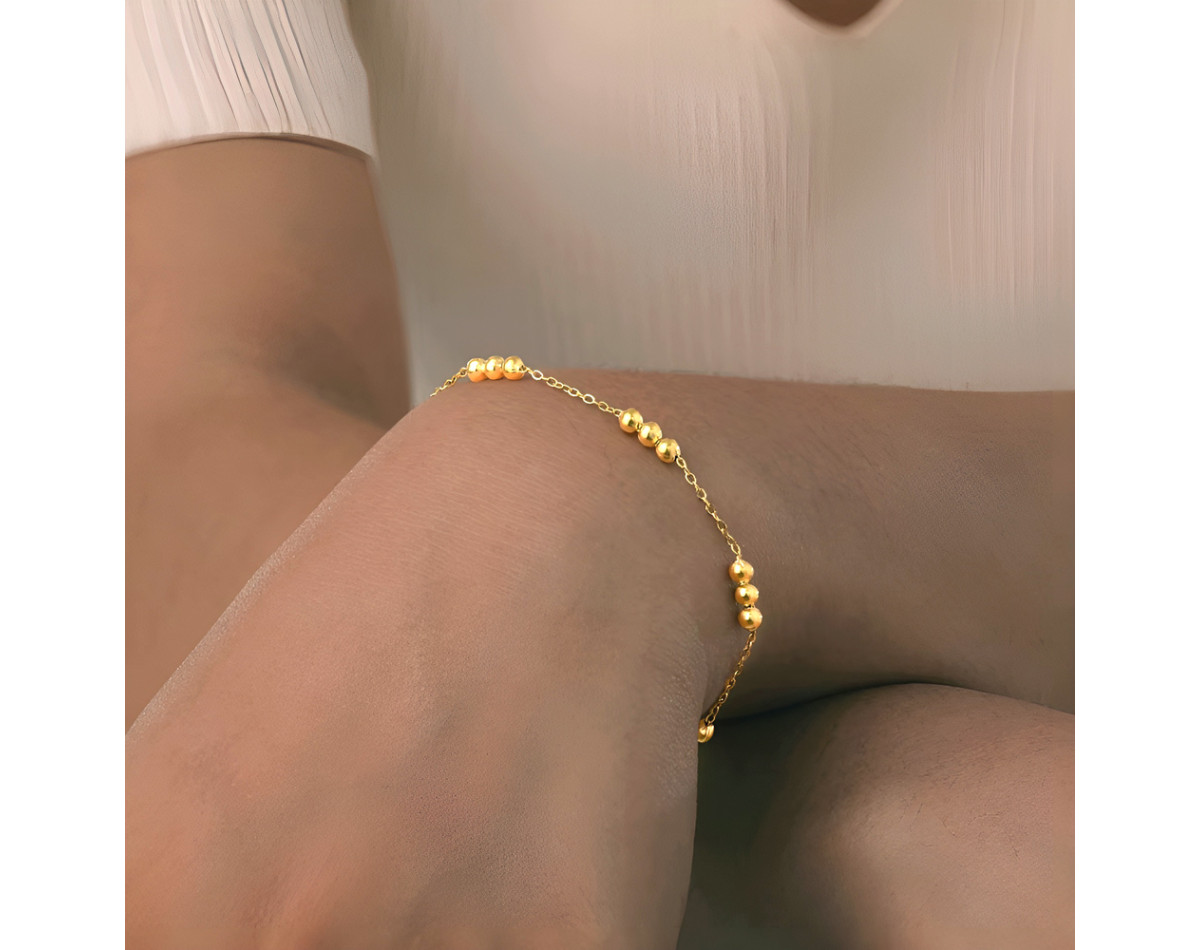 Thin satellite chain bracelet in gold stainless steel