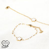 Bracelet fleur de prunier en nacre blanche ou résine sur chaîne simple ou perlée en acier inoxydable argent ou or cadeau femme