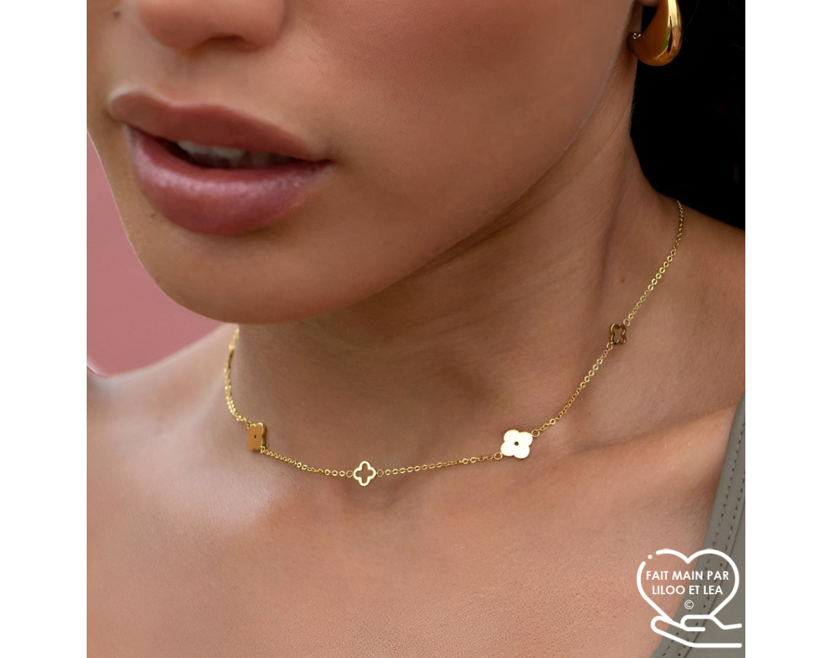 Hollow and plain clover necklace in gold stainless steel, woman gift