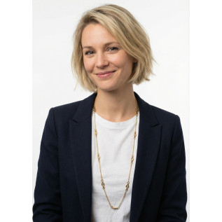 Sautoir long maille marine acier inoxydable or six longueurs cadeau femme