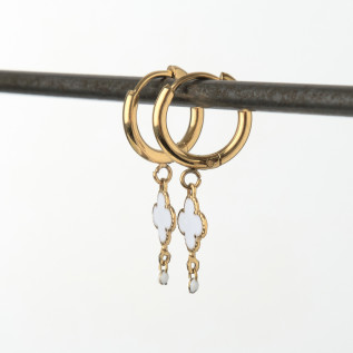 Boucles d'oreilles petites créoles et trèfles blancs en émail sur acier inoxydable argent or vendues par paire