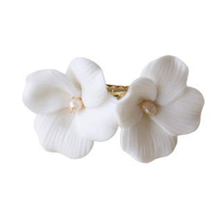 Bridal hair clip LILA large porcelain flowers