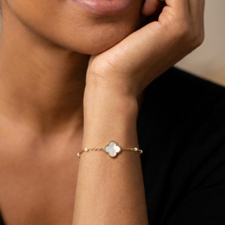 Bracelet trèfle blanc sur acier inoxydable argent or chaîne perlée bijou femme