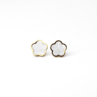 Plum blossom stud earrings on stainless steel gold sold in pairs woman gift