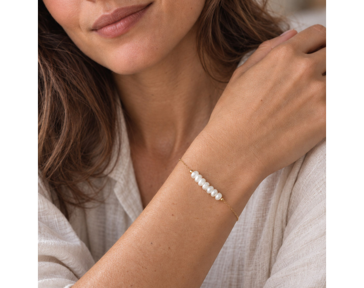 White mother-of-pearl bracelet on silver or gold stainless steel woman necklace gift