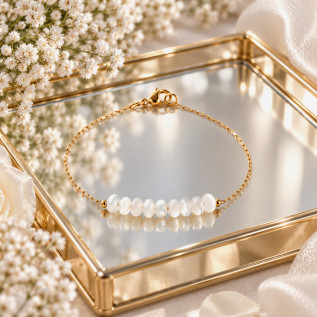 Bracelet perles en nacre blanche sur chaîne fine en acier inoxydable argent ou or cadeau bracelet femme