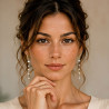 Boucles d'oreilles petites créoles et perles en nacre blanche sur chaîne fine acier inoxydable argent ou or cadeau boucles femme