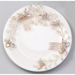 Bridal hair vine CAITLIN, pearls, leaves, crystals, silver, gold